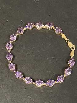Gold lady’s bracelet