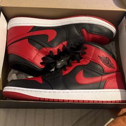 Air Jordan 1 Mid