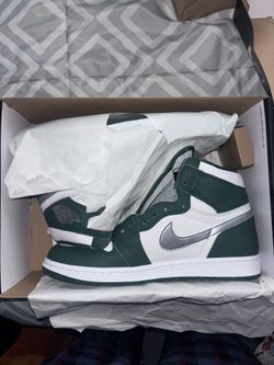 Air Jordan 1 Retro High OG ‘Gorge Green’ Size 10