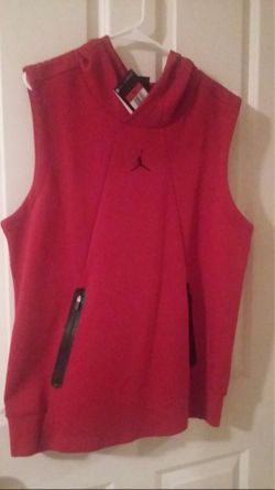 Jordan sleeveless sweater