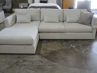 Haywood Light Gray Fabric Chaise Sectional Sofa