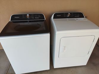 Brand New Whirlpool Washer/Dryer