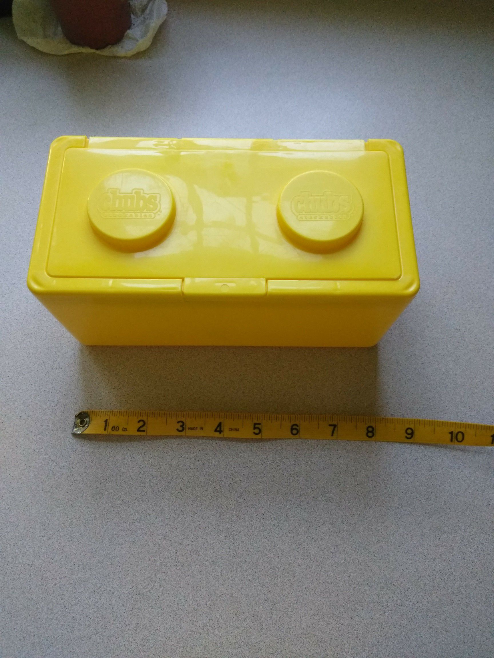 CHUBS STACKABLE LEGO CONTAINERS YELLOW