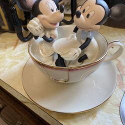 Disney Mickey And Minnie In Tea Cup By Lenox