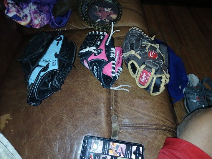 Set Of 3 Gloves