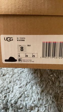 UGG slippers size 8