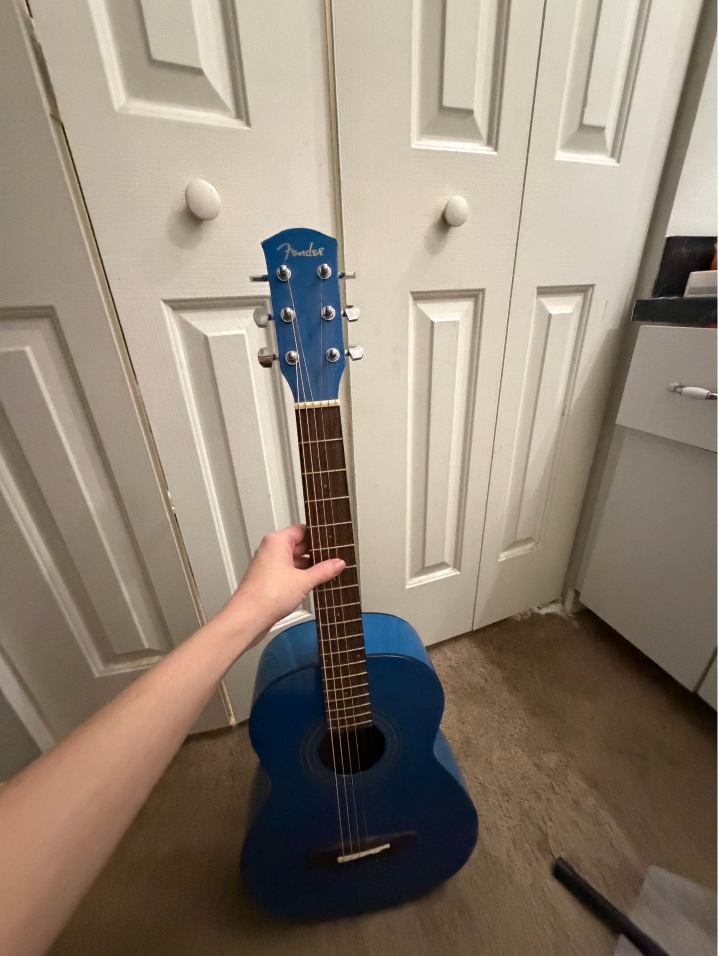 Fender smallee guitar , stand, and fender carrying bag with sholder strap