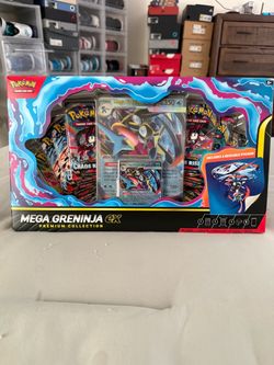 Pokemon Mega Greninja ex Box