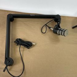 Used Rode Podmic Podcasting Microphone with Stand