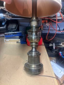 Vintage stiffed 1950s heavy brass lamp