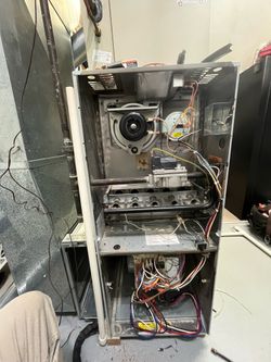110,000 BTU FURNACE