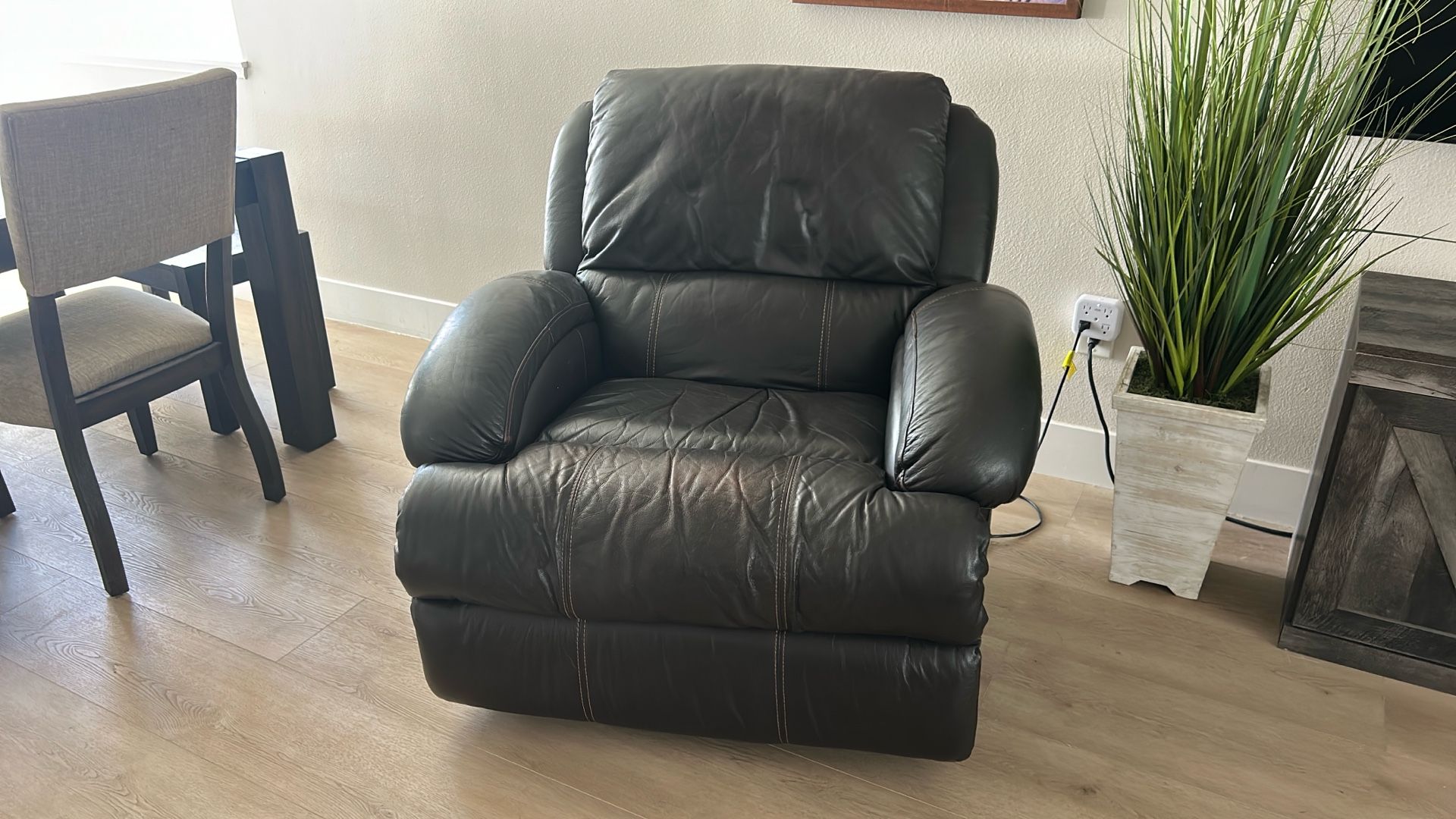 Recliner Chair