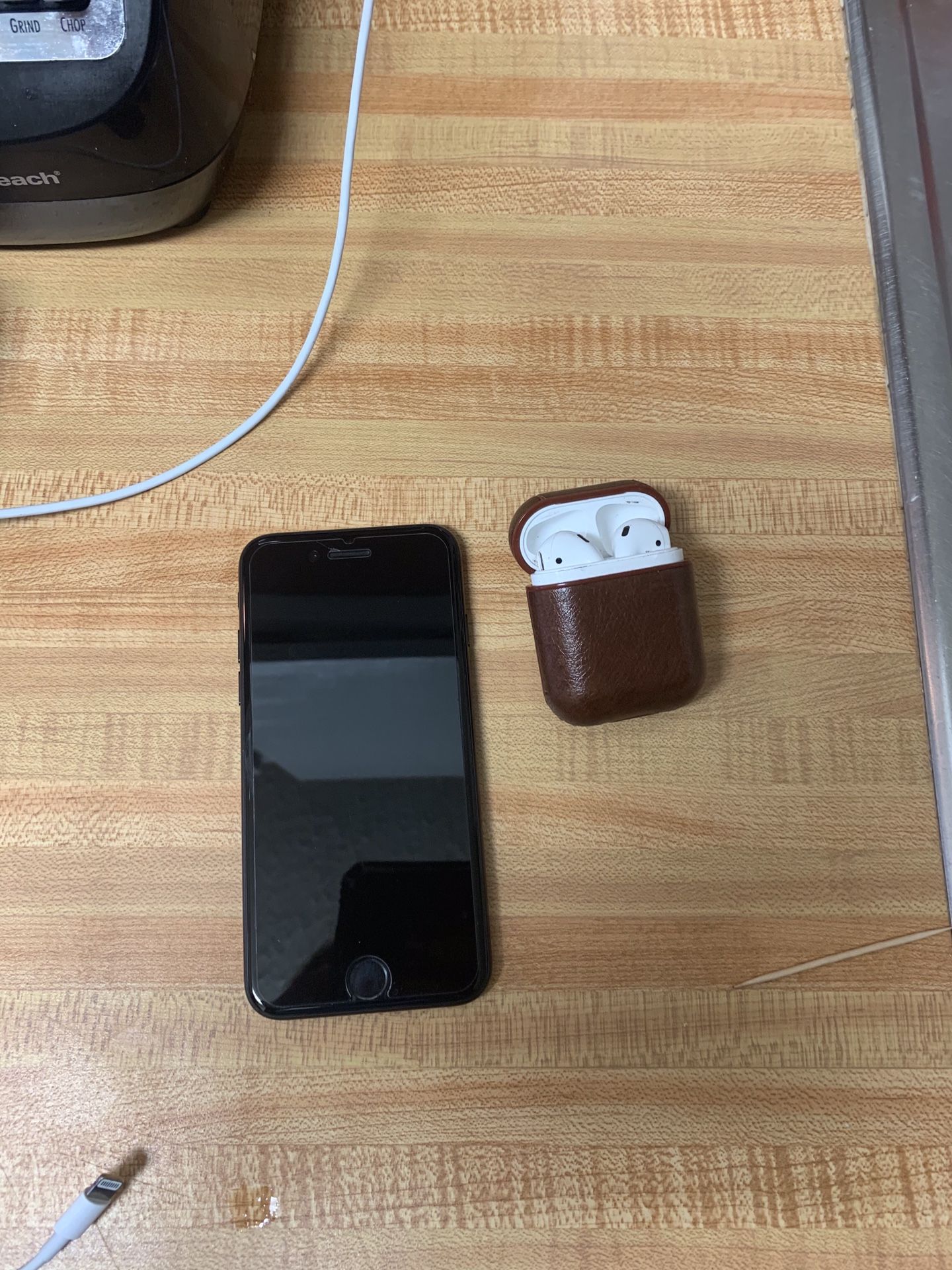 iPhone 7 matte black and AirPods combo