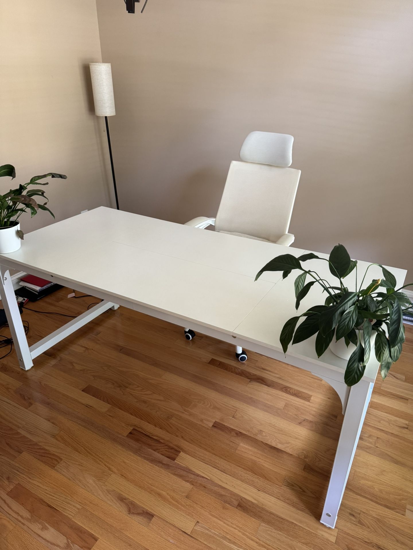 72” White Office Desk