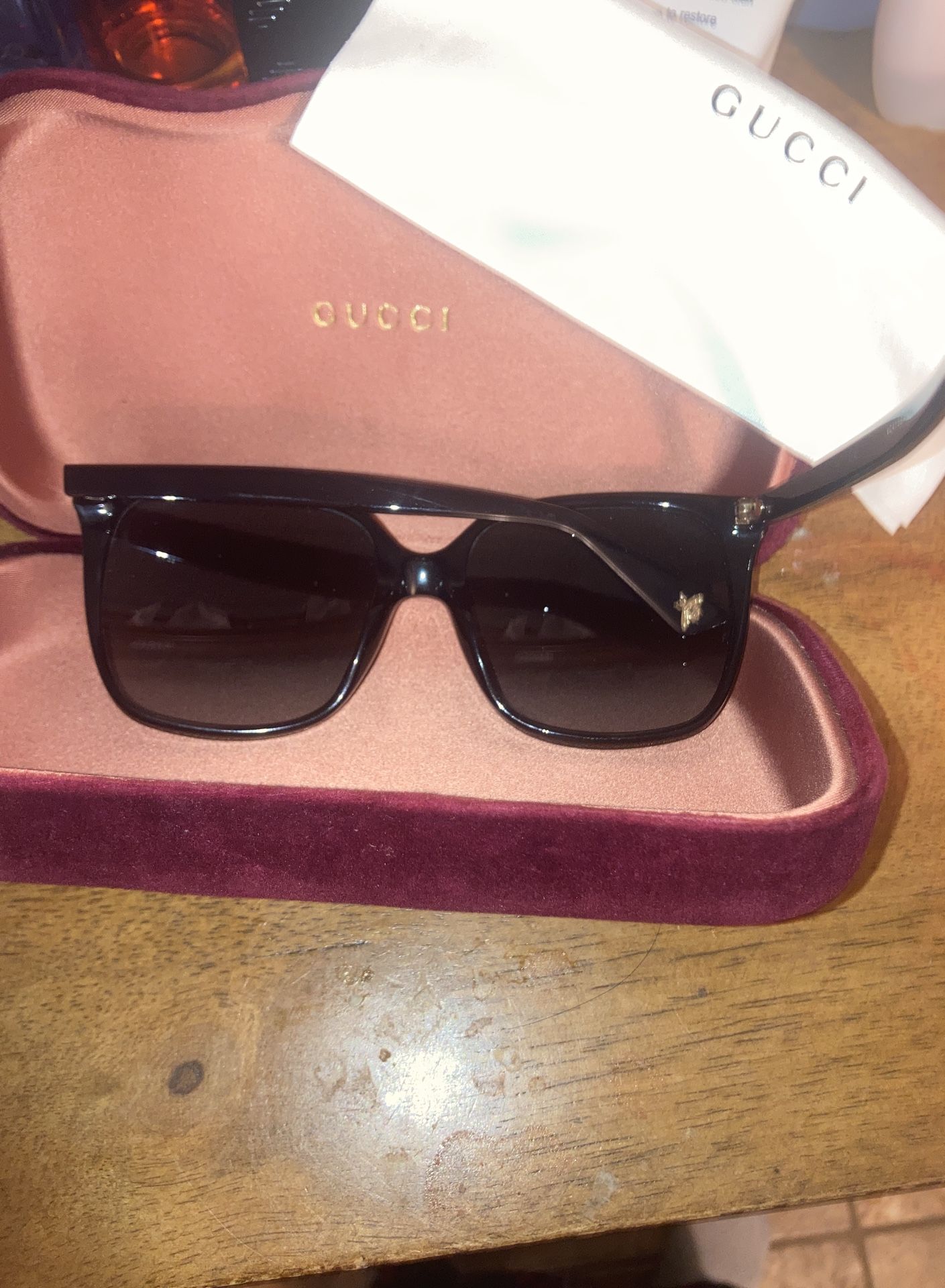 Women’s Gucci Sunglasses 