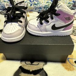 JORDAN 1 MID
