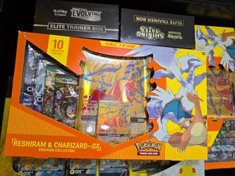 Reshiram Charizard GX Box (10 packs)