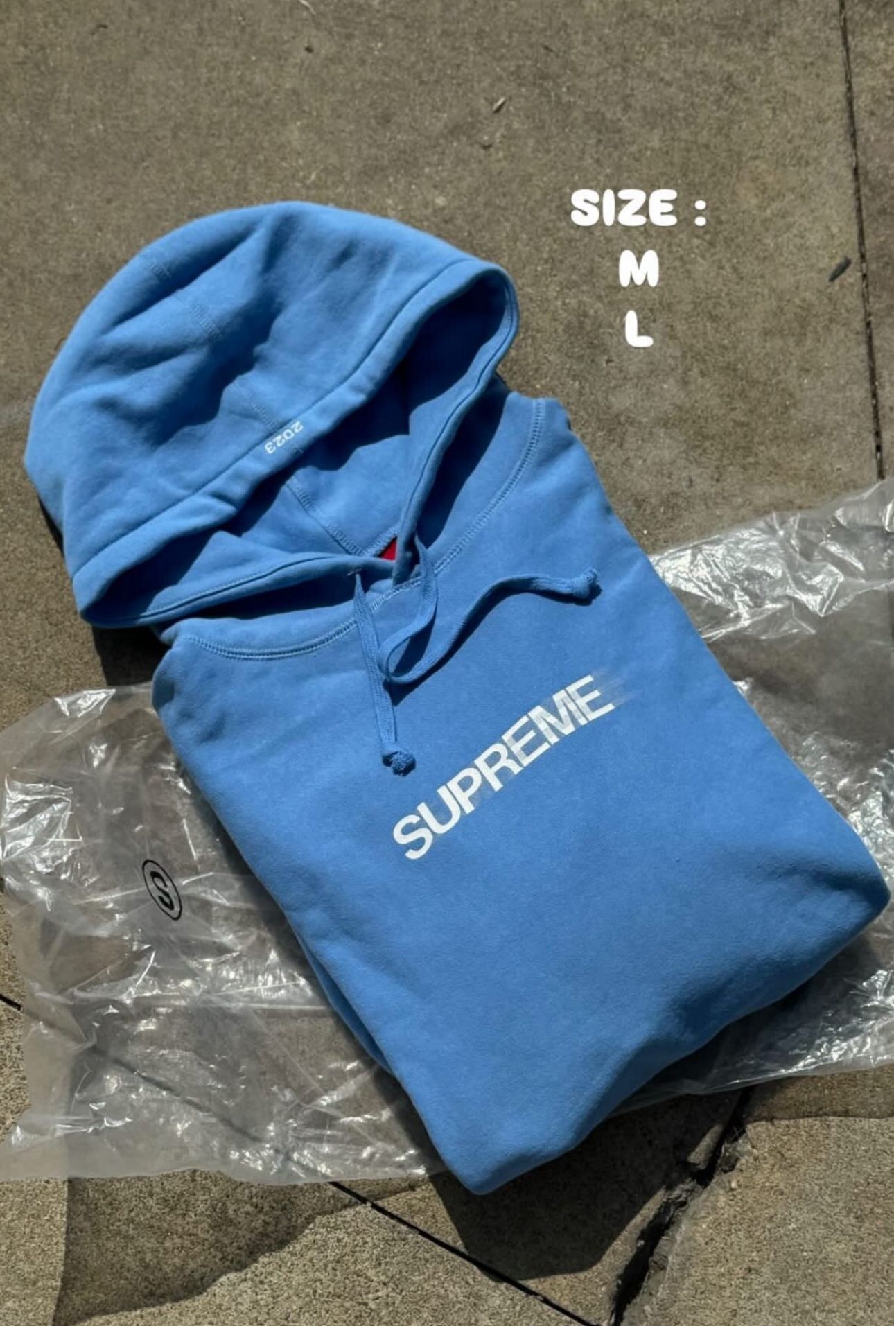 Supreme Hoodie