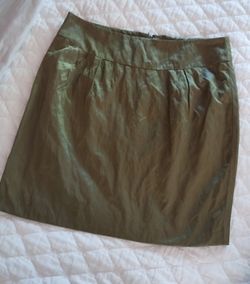 "MICHAEL KORS "Skirt Women's Size 4 Green Metallic Crinkled Effect Pleated