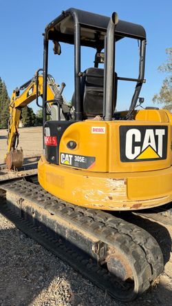 Caterpillar 305