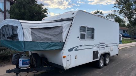 2001 Trail Lite Bantam camper trailer