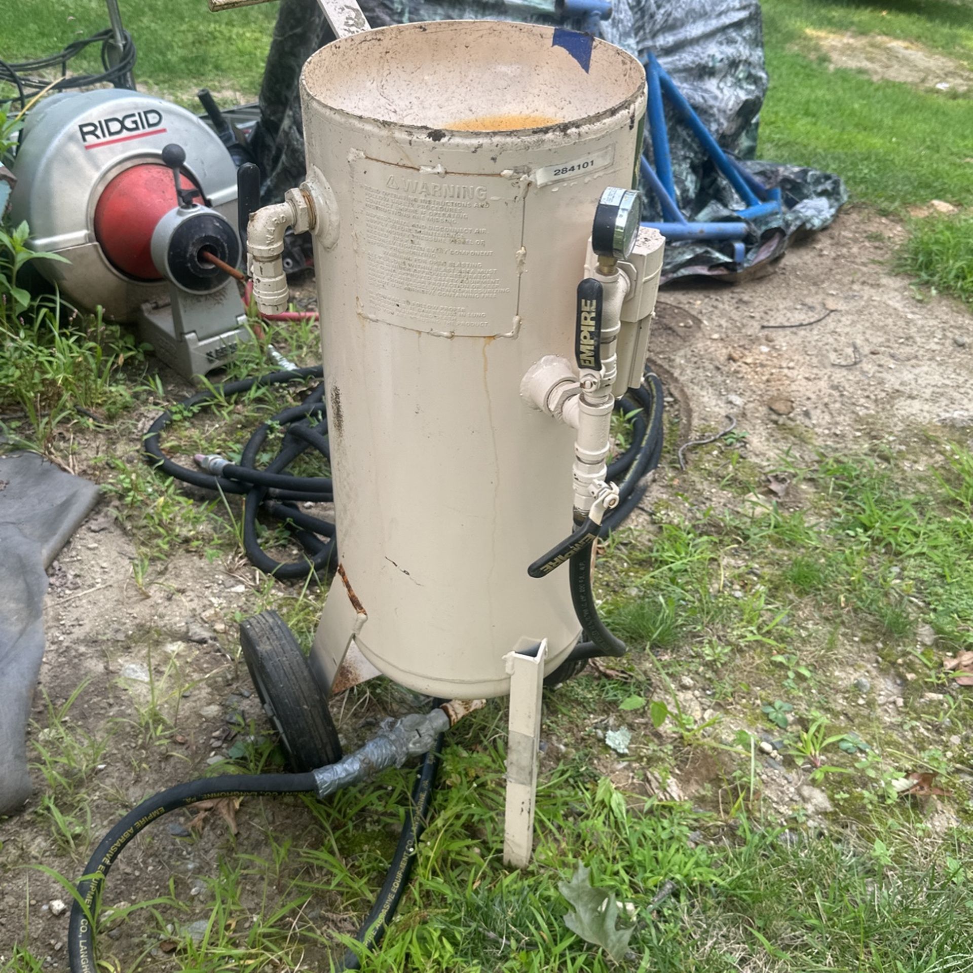 EMPIRE SAND BLASTER