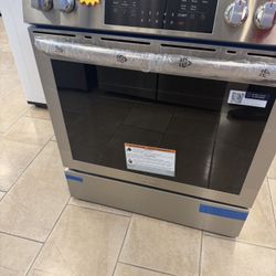 Frigidaire Gas Range 