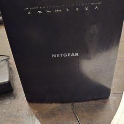 Netgear WiFi Extender. Lightly Used In Very Good Condition. $75.