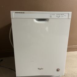 Dishwasher Whirpool (Works) Must Pick Up 79938