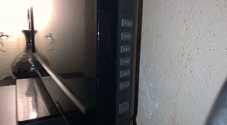 32 Inch Panasonic TV