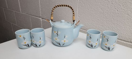 Bamboo Handle Tea Set w/ 4 Cups - Baby Blue