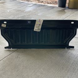 GM Pickup Box Front Panel (contact info removed)0 2023-2025 Chevrolet Colorado GMC Canyon