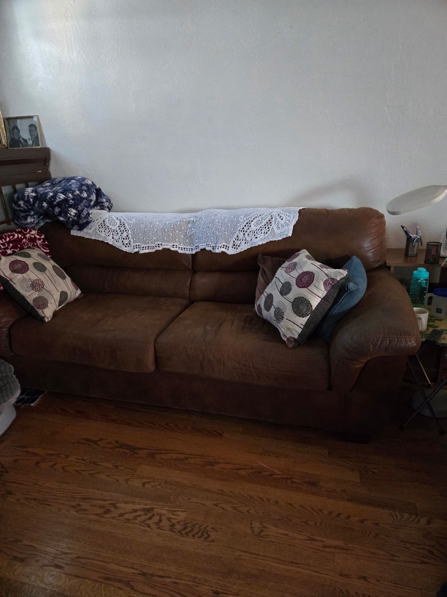 Free brown Couch 