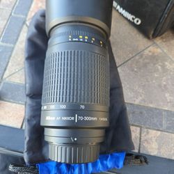 Nikon AF 70-300mm Lens F.4-5.6