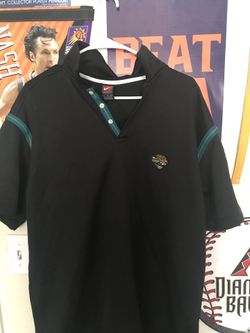 Mid 2000s jags polo shirt size XL