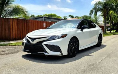 2021 Toyota Camry Hybrid