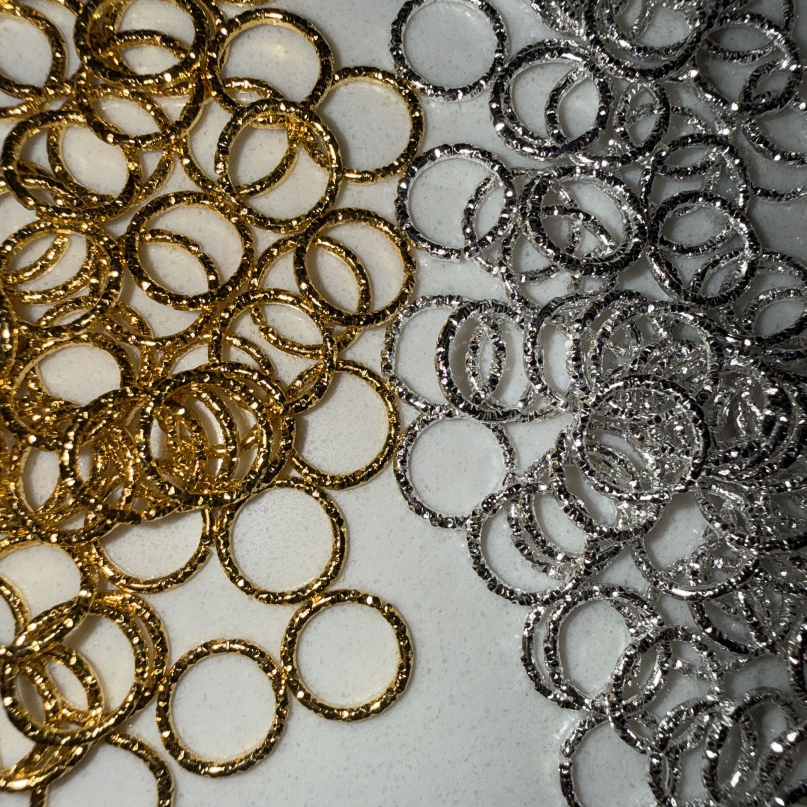 Jump Rings. 100 Pc Silver And Gold 10 Mm Jump Rings 