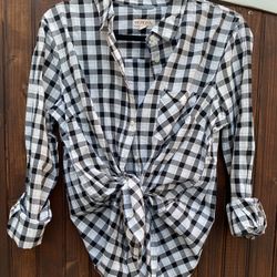 Black & White Plaid Button Up Woman’s XL | Porterville 