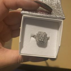 10k Diamond Engagement Ring