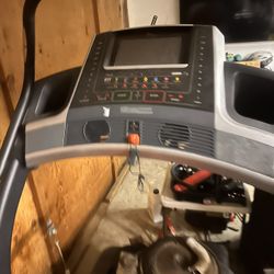 Free Motion Fit 2000 Gs Incline Trainer