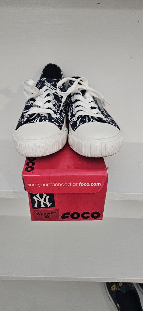 NY Yankees Sneakers 