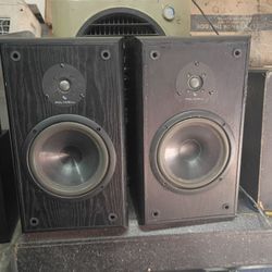 KLH Model 206 Speakers