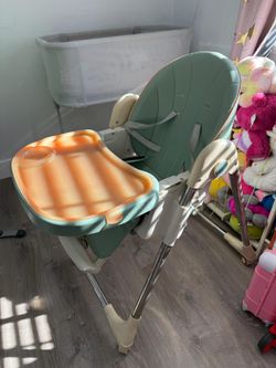 baby eating chair