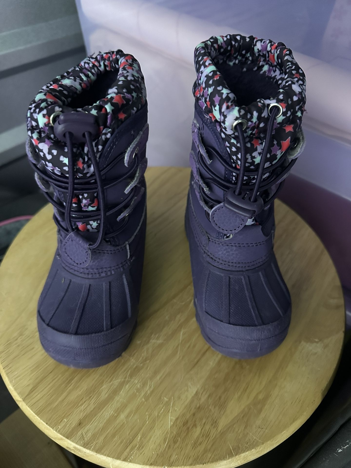 Girls Size 7/8 Snow Boots