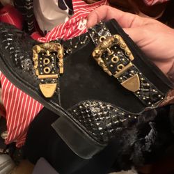 Kurt Geiger London Black Suede Leather Maddox Studd Ankle Bootie Boots Sz 10 Women