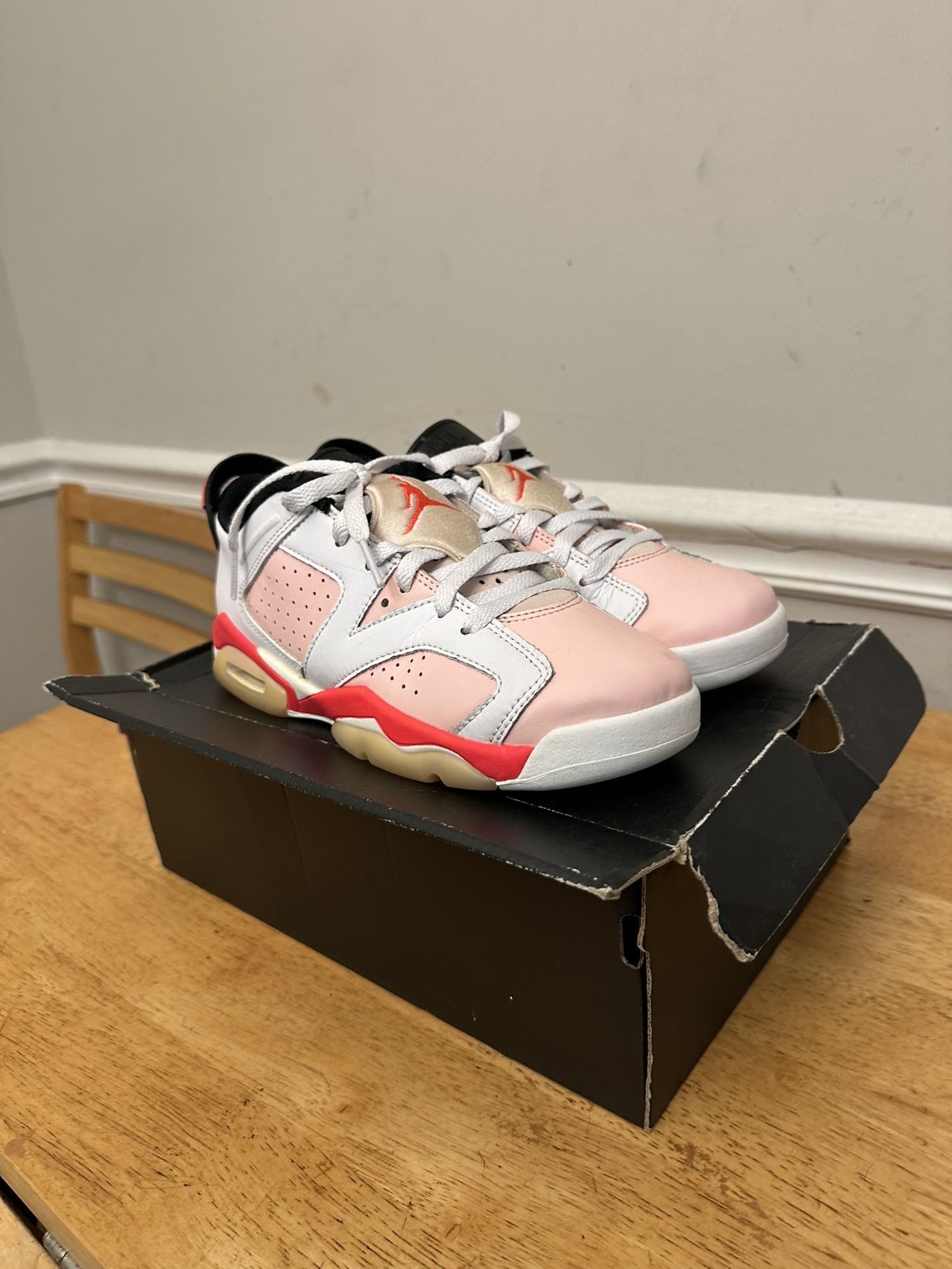 Pink Jordan 6 Low Size 6Y 7.5W