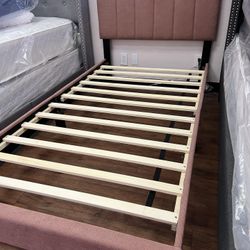 Platform Twin Size Bed Frame 