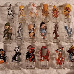 Vintage 1973 Looney Tunes Warner Bros. Pepsi Cola Tumblers Glasses 