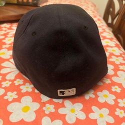 New York Yankees Official MLB New Era Cool Base On Field Hat Cap Size 7 1/2 Used