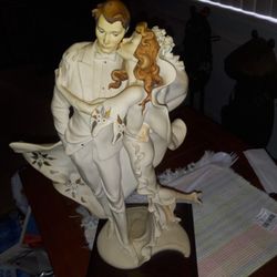Marriage Kiss/Armani Porcelain